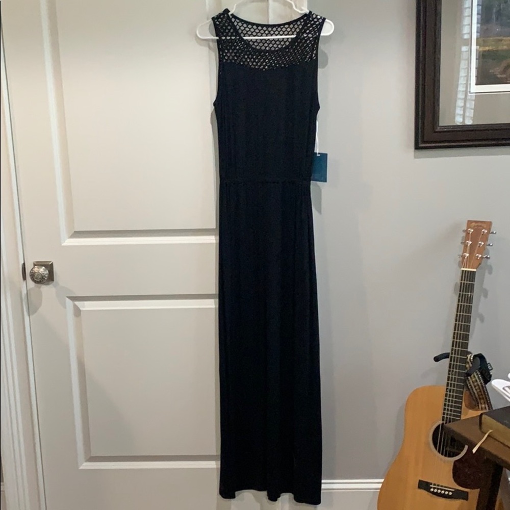Long black dress